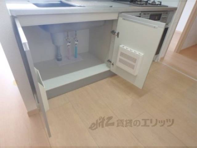 キッチン　キッチン下部収納