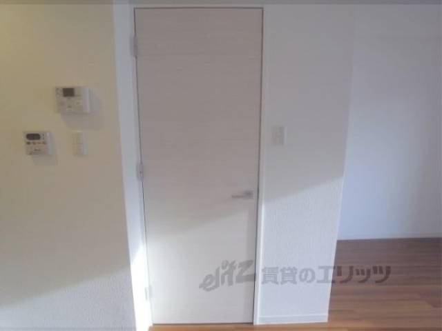 収納　ウォークインクローゼット