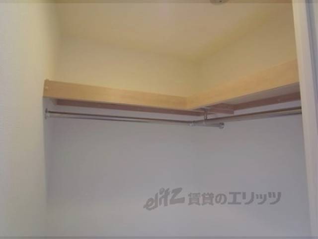 収納　ウォークインクローゼット