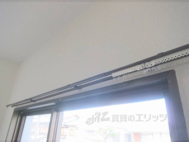 カーテンレール