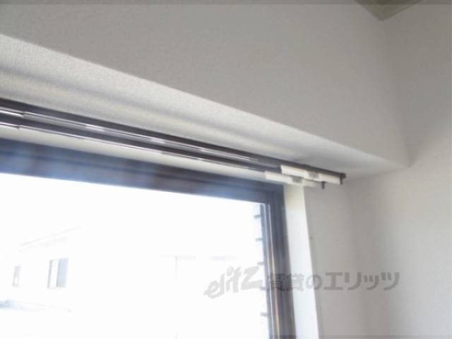 カーテンレール