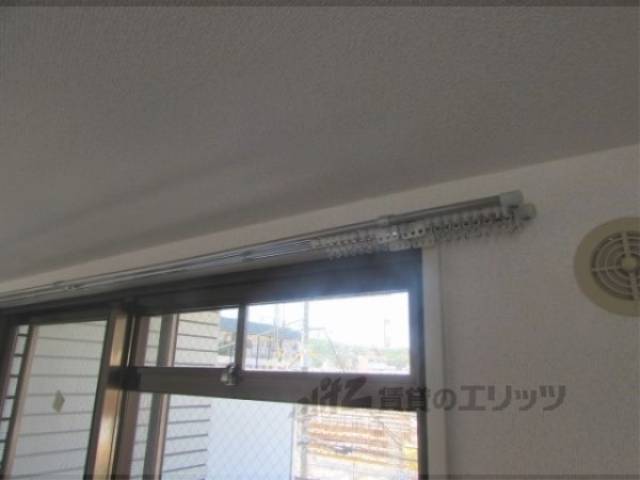 カーテンレール