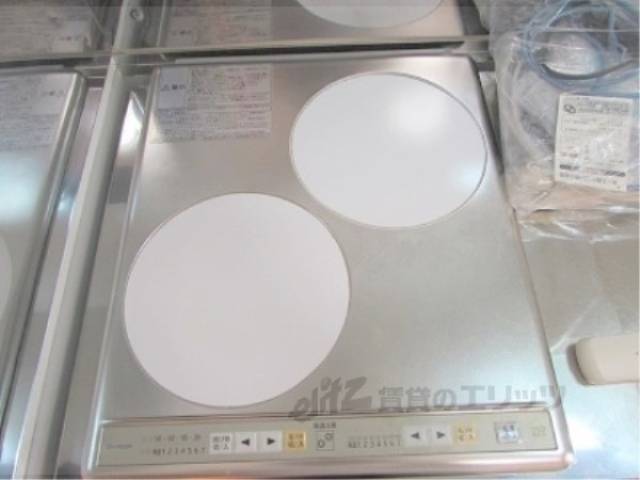 キッチン　二口コンロ