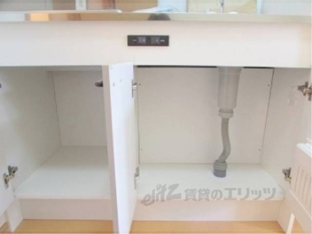 キッチン　キッチン下部収納
