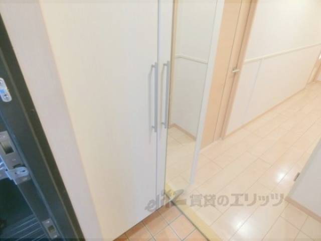 下駄箱　姿見付き