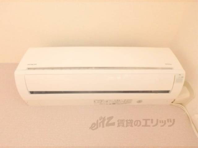 エアコン　リビング