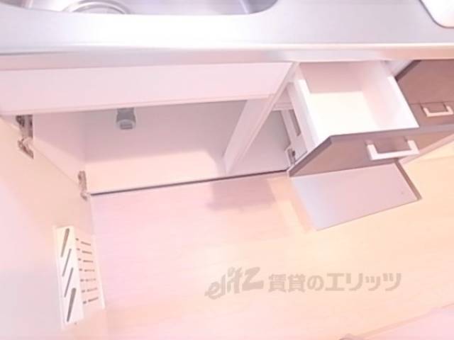 キッチン　収納場所