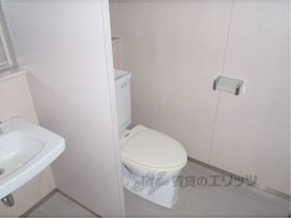 トイレ　トイレ(２階)