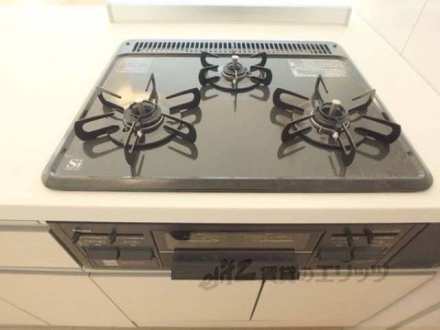 キッチン　コンロ