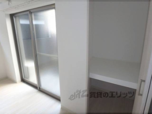 収納　洋室収納