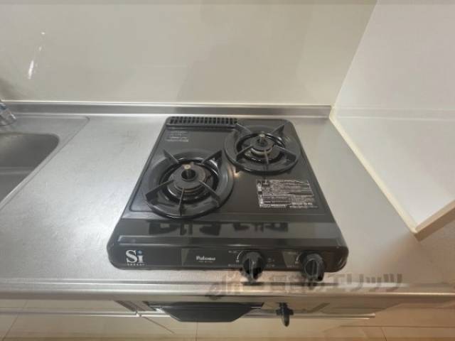 キッチン　2口ガスコンロ