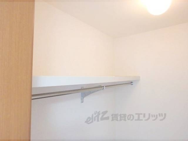 収納　ウォークインクローゼット