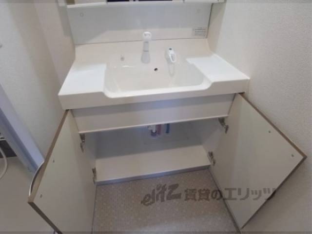 洗面所　独立洗面台