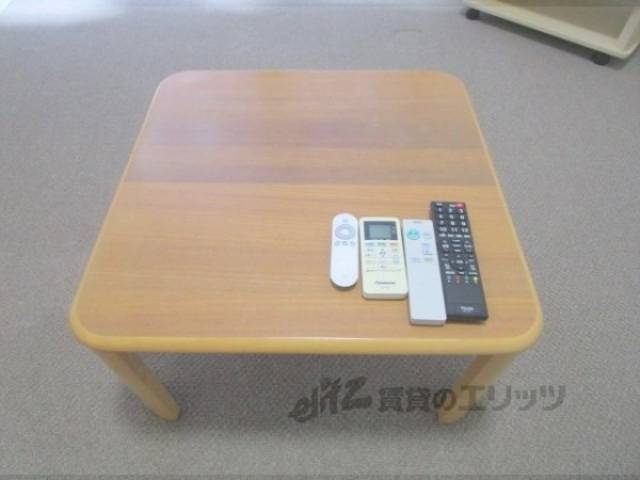 テーブル
