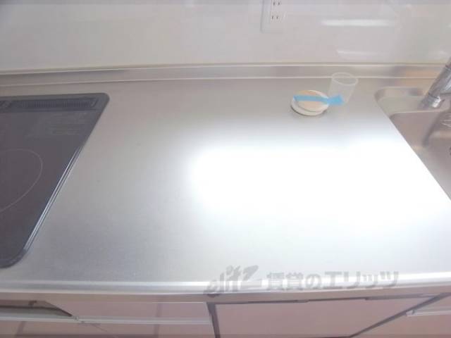 キッチン　広々として調理がしやすいです。
