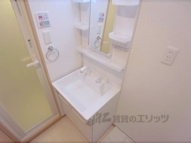 シャンプードレッサー