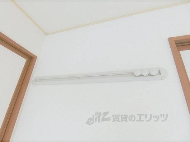 ハンガーラック