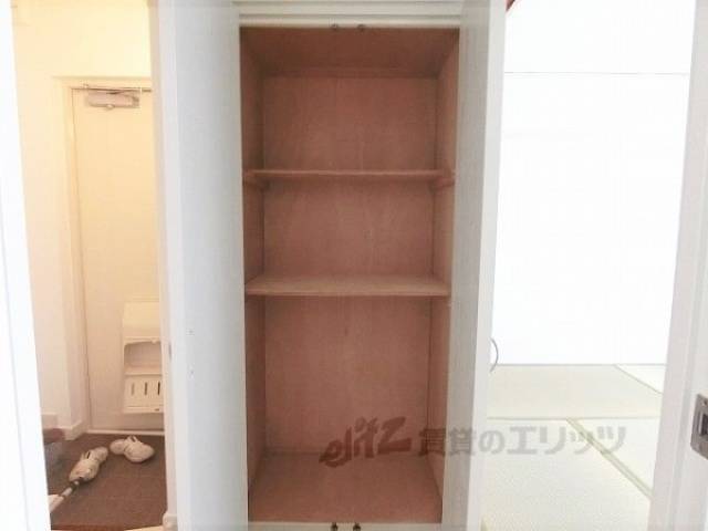 収納　廊下収納