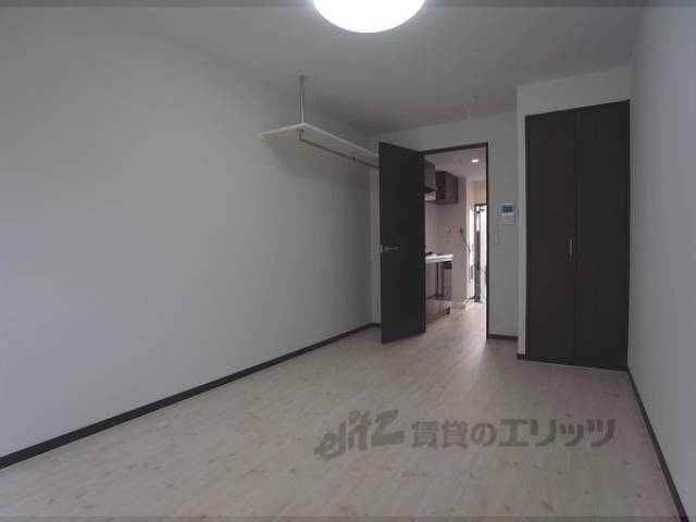 洋室　同タイプマンションの写真です。