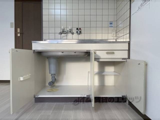 収納　キッチン