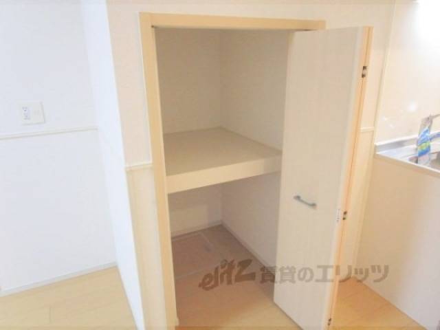 収納　リビング収納