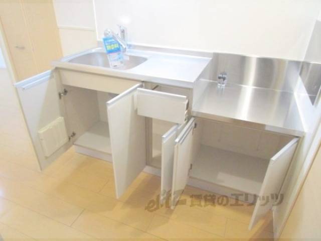 キッチン　キッチン下部収納