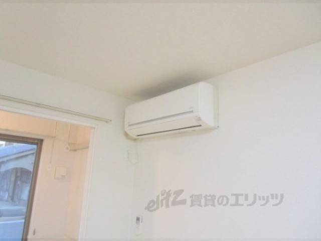 エアコン　リビングエアコン