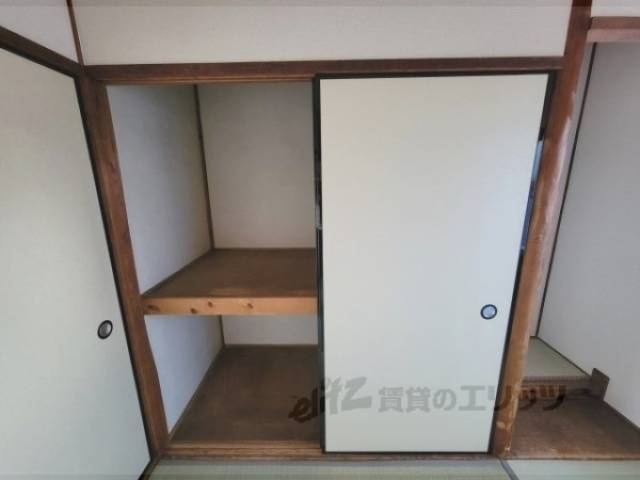 収納　2階和室