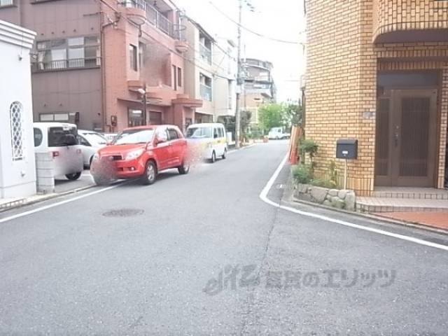 収納　周辺道路
