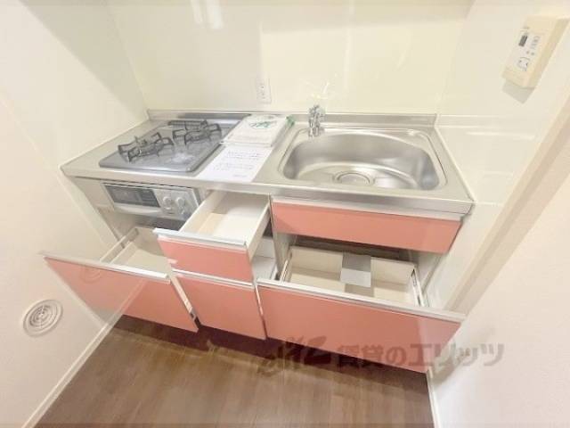 キッチン　下部収納