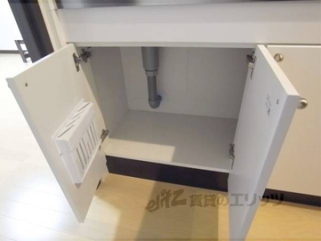 キッチン　下部収納