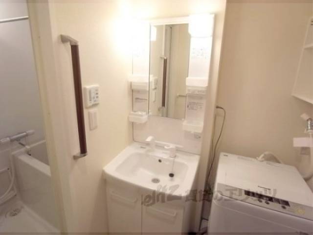 洗面所　独立洗面台