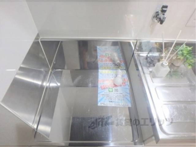 キッチン　コンロ置き場