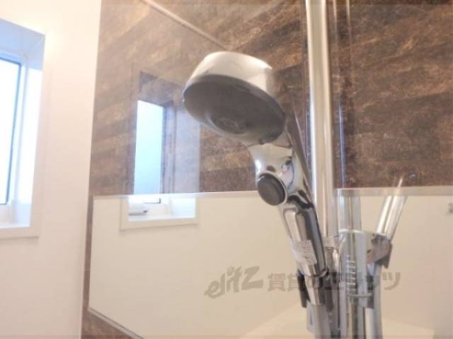 シャワーノズル