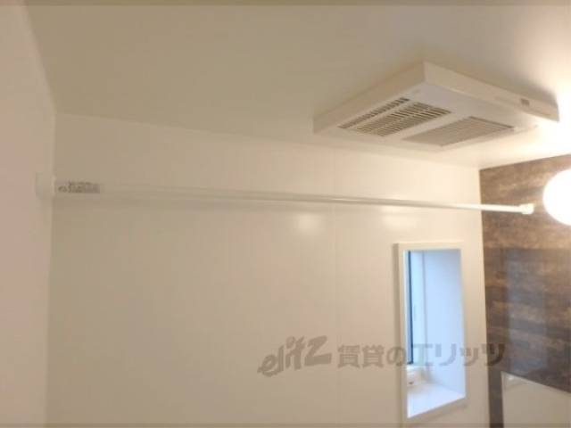 風呂　物干し竿