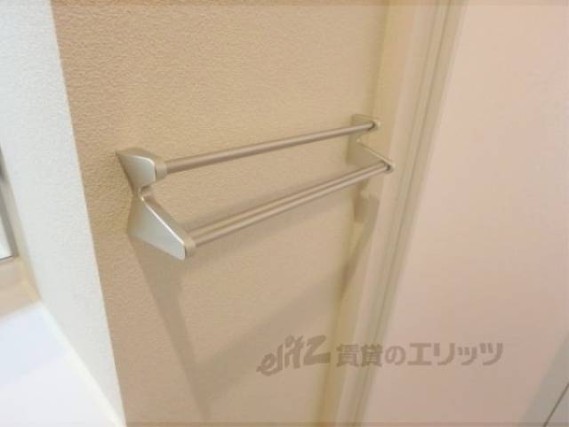 脱衣所タオル掛け