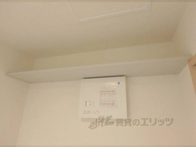 脱衣所上部収納