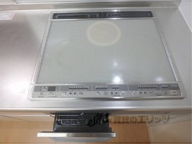 キッチン　コンロ