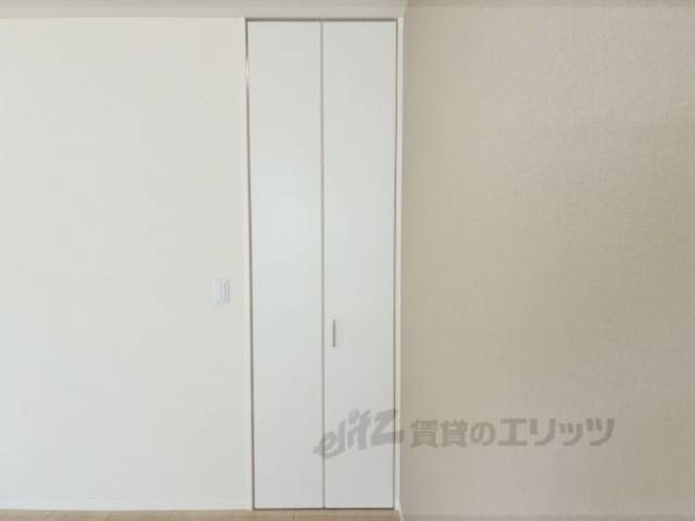 収納　ウォークインクローゼット