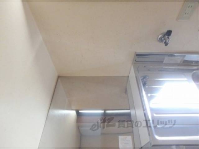 キッチン　コンロ置き場