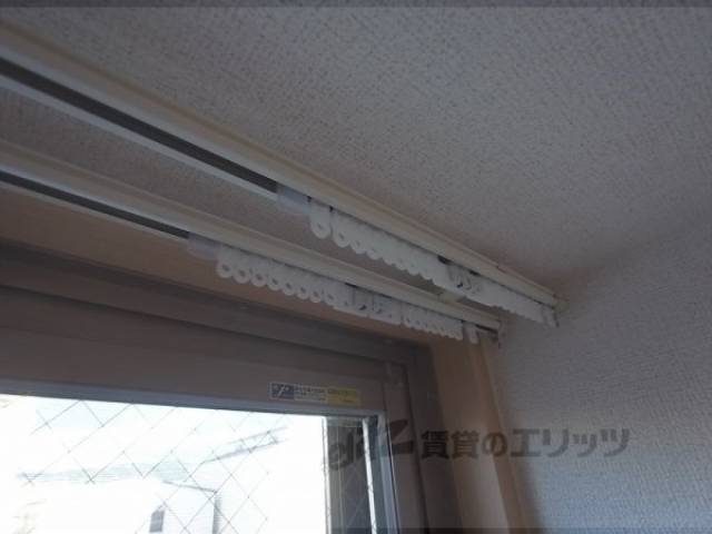 カーテンレール