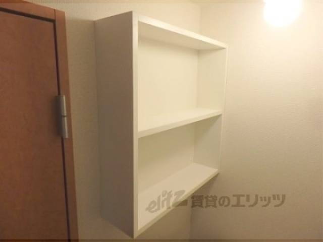 洗濯機置場　収納