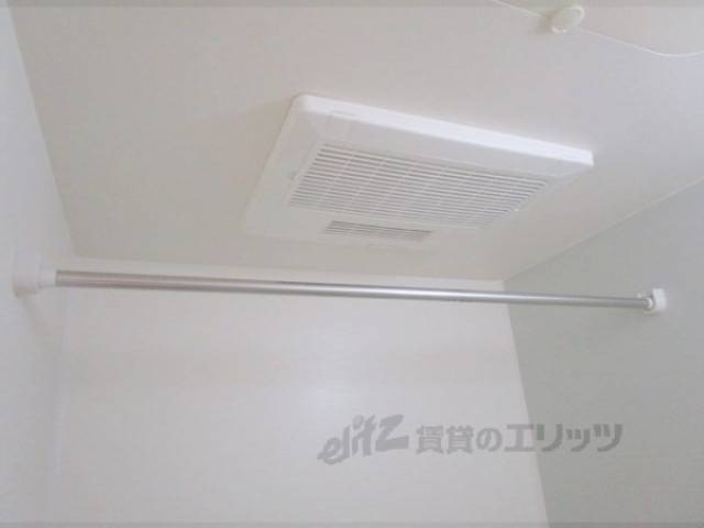風呂　室内物干器具