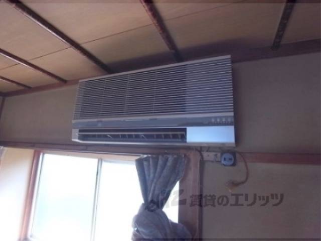 エアコン　エアコン　和室　２階