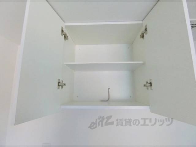 キッチン　上部収納