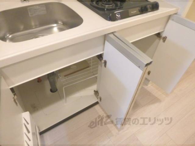 キッチン　下収納