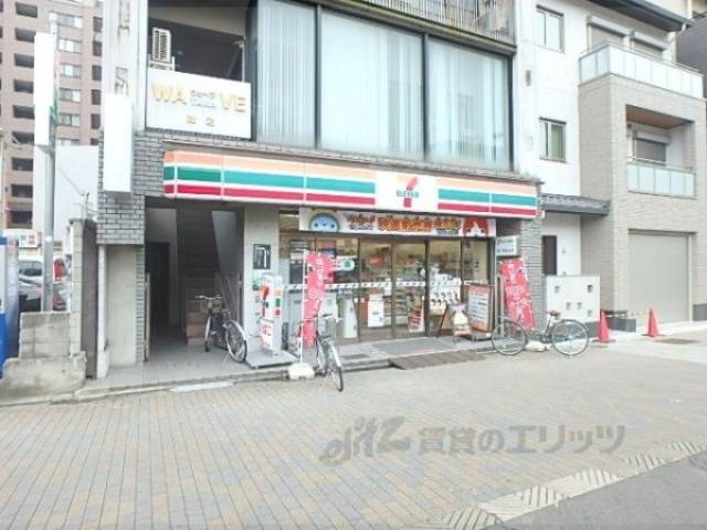 周辺コンビニ