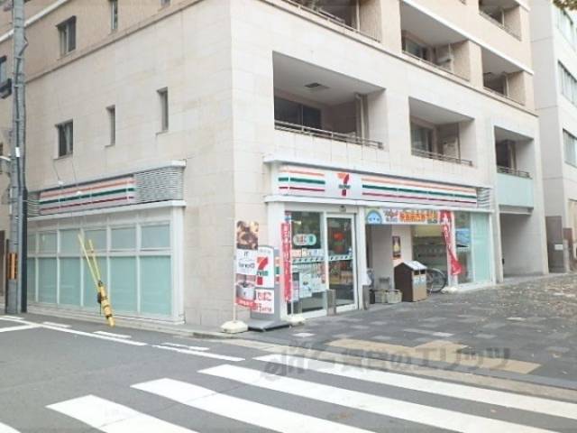周辺コンビニ