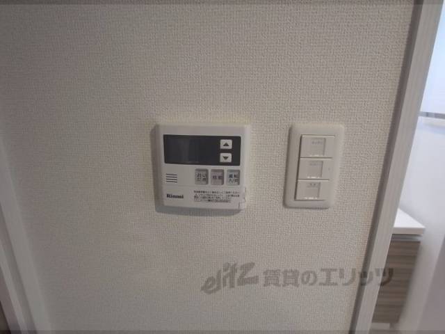 風呂　給湯器ボタン