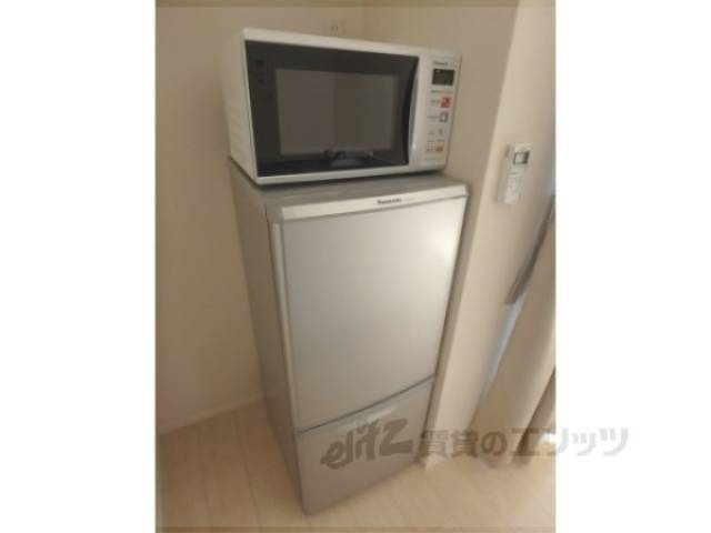 冷蔵庫置場　冷蔵庫・電子レンジ